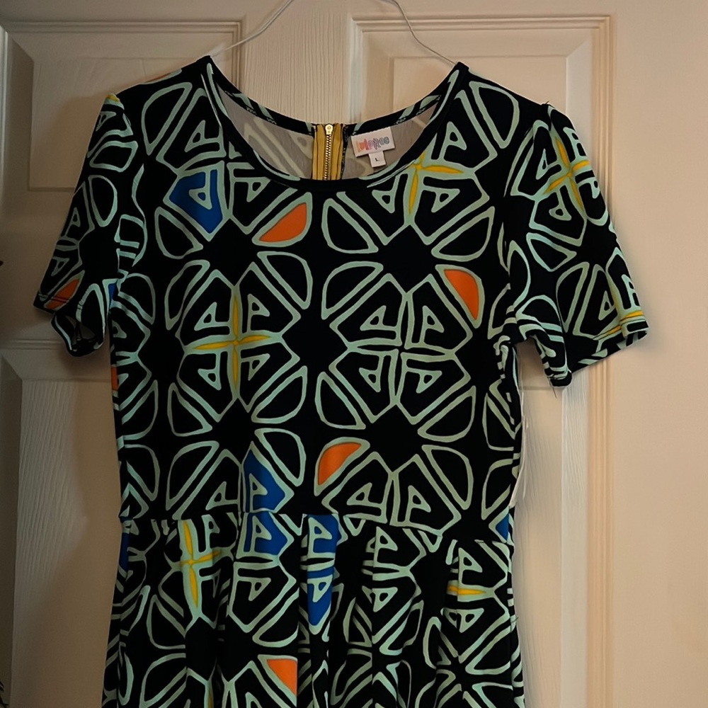 LuLaRoe Amelia